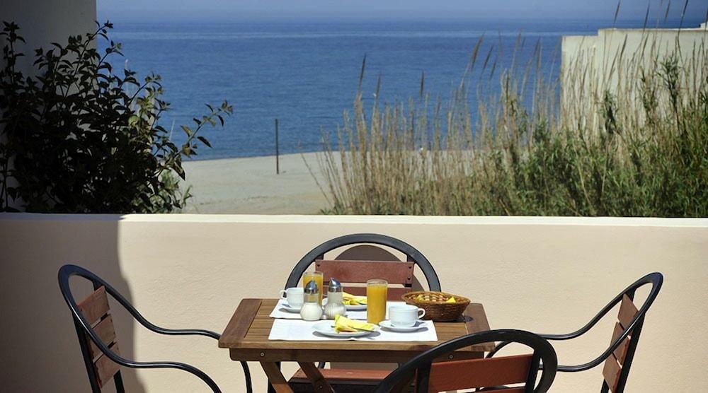 Hotel Caretta Beach Gerani  외부 사진