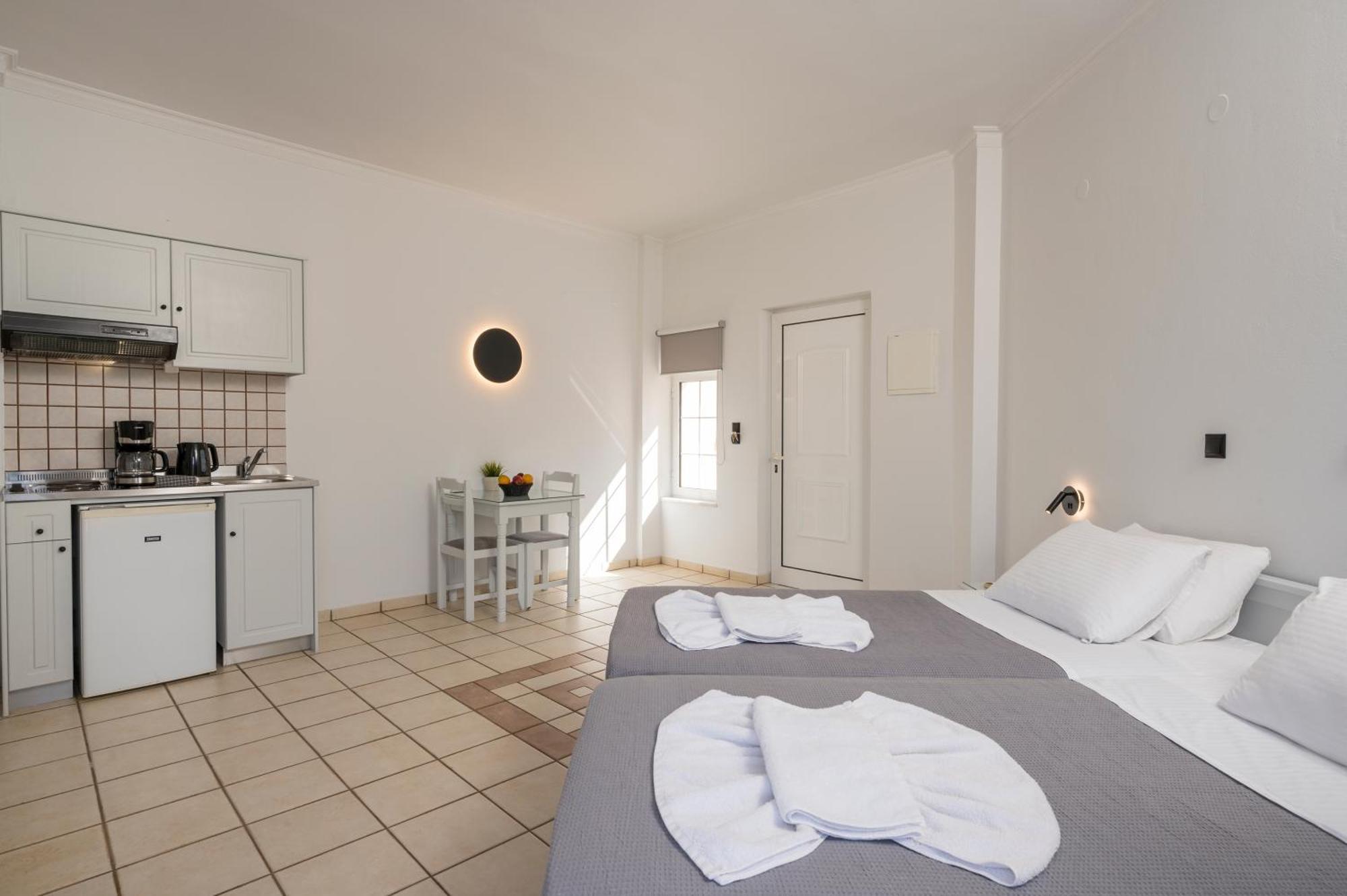 Hotel Caretta Beach Gerani  외부 사진