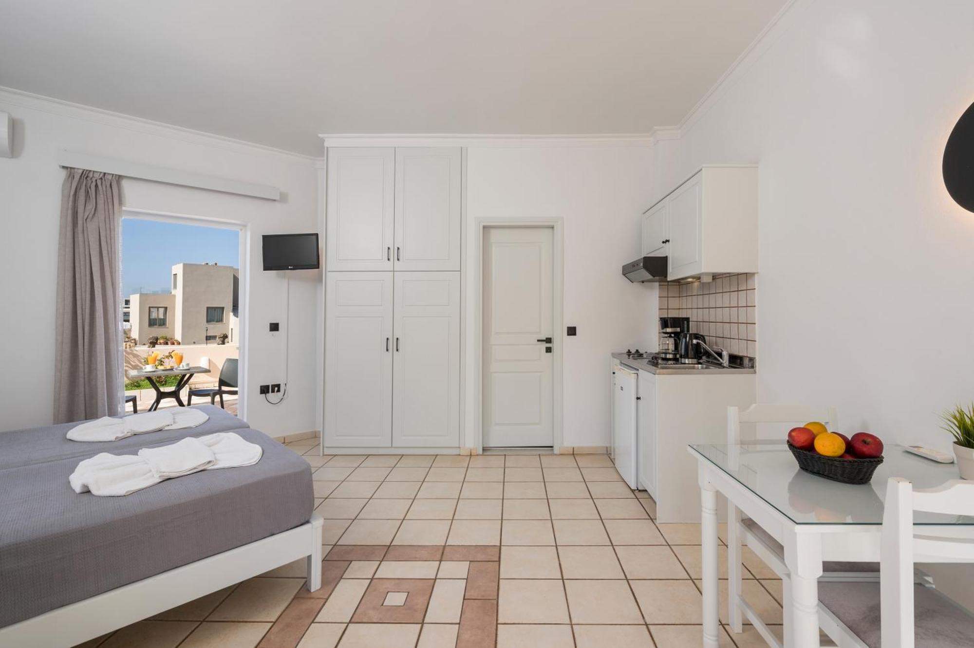 Hotel Caretta Beach Gerani  외부 사진